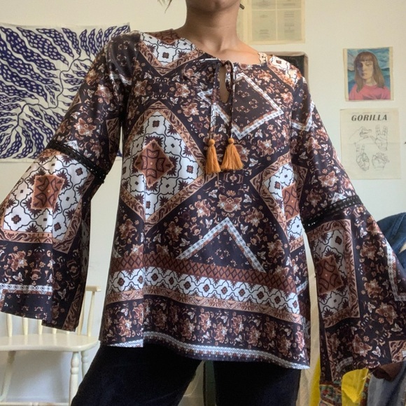 Patterned Blouse - Picture 1 of 4